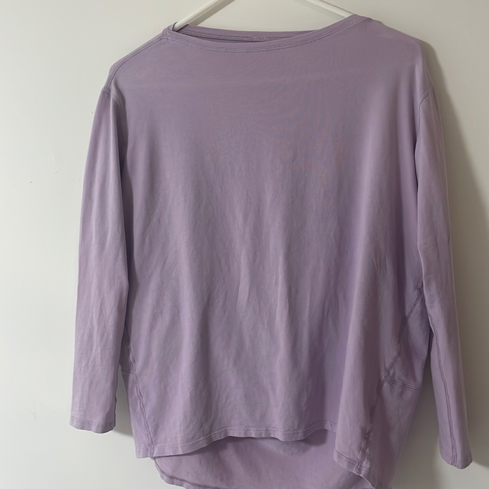 41 Lululemon 7/8th length long sleeve